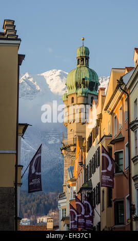 L'Europe, Autriche, Tyrol, Innsbruck Inn Valley populaires destination vacances toute l'année 1964 et 1976 les Jeux Olympiques d'hiver Banque D'Images