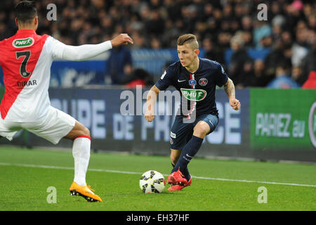 Paris, France. 08Th Mar, 2015. Coupe de France de football. Paris St Germain contre Monaco. Lucas Digne (PSG) et Nabil Dirar (Monaco) © Plus Sport Action/Alamy Live News Banque D'Images