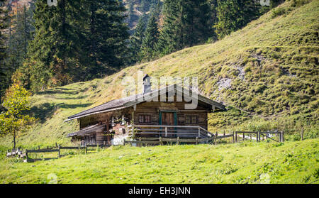 Hutte de montagne, vallée de Valepp Spitzingsee,, Bavière, Allemagne Banque D'Images