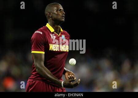 Perth, Australie. 08Th Mar, 2015. ICC Cricket World Cup. L'Inde par rapport aux Antilles. Jason pense à son titulaire prochaine livraison. Credit : Action Plus Sport/Alamy Live News Banque D'Images