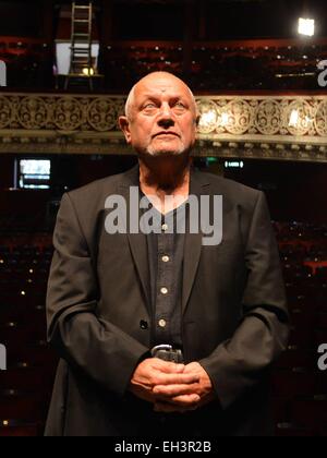 Photocall pour Steven Berkoff's l'Actor's Lament qui ouvre à la gaieté le lundi 1er septembre au Gaiety Theatre avec Steven Berkoff, Jay Benedict et Andrée Bernard avec : Steven Berkoff Où : Dublin, Irlande Quand : 01 sept 2014 Banque D'Images