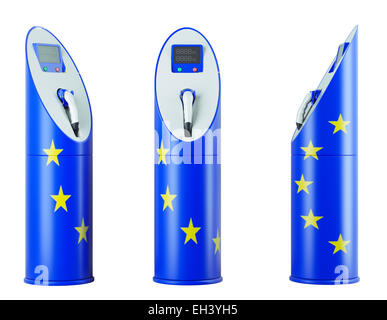 Carburant écologique : les stations de recharge avec drapeau de l'UE pour les voitures électriques Banque D'Images