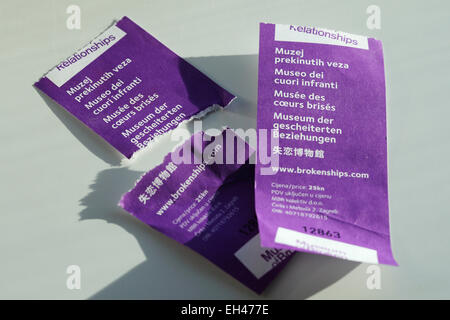 Billets du Musée des relations rompues à Zagreb, Croatie. Le musée présente des articles et des artefacts de n relati Banque D'Images
