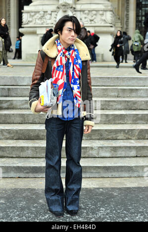 Yu Masui arrivant au défilé Guy Laroche à Paris - mars 4, 2015 - Photo : Céline Gaille Manhattan piste/Mindesthonorar 50,- EUR / frais minimum 50,- EUR/photo alliance Banque D'Images