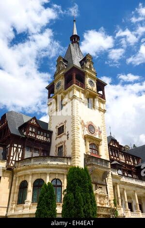 La Roumanie, la Valachie, le château de Peles de Sinaia, ancienne résidence royale construite entre 1875-1883 pour le Roi Carol I de Roumanie Banque D'Images