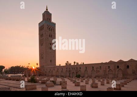 Le Maroc, Haut Atlas, Marrakech, ville impériale, médina classée au Patrimoine Mondial de l'UNESCO, la mosquée de la Koutoubia, minaret Banque D'Images