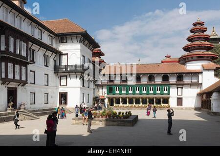 Le Népal, Katmandou, Durbar Square, inscrite au Patrimoine Mondial de l'UNESCO, du Musée Tribhuvan, Musée du Palais Royal Banque D'Images