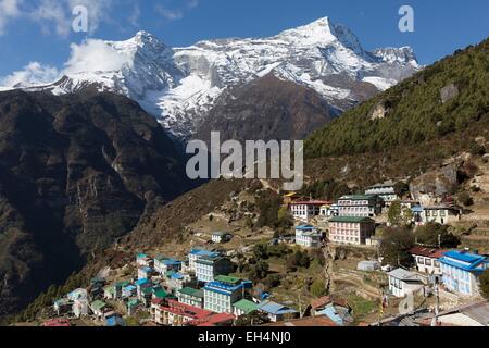 Le Népal, parc national de Sagarmatha, inscrite au Patrimoine Mondial de l'UNESCO, Solu Khumbu District, région de l'Everest, Namche Bazar Banque D'Images