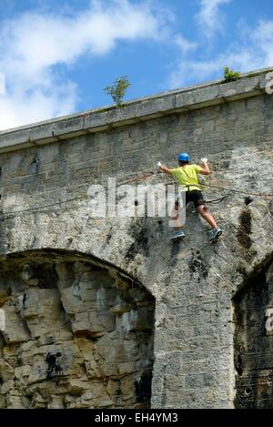 France, Jura, Les Rousses Fort des Rousses, datée du 19e siècle, parc aventure, parc de loisirs Banque D'Images