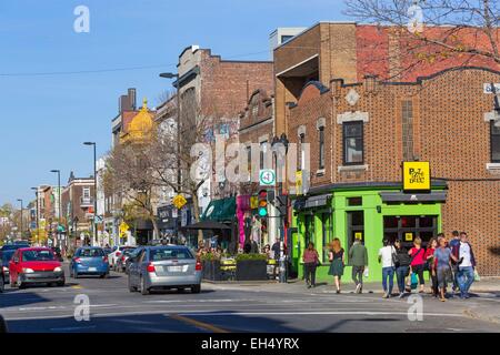 Canada, Québec, Montréal, l'arrondissement du Plateau-Mont-Royal, l'avenue du Mont-Royal, boutiques colorées Banque D'Images