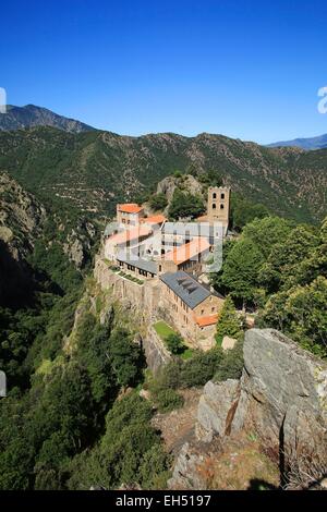 France, Pyrénées Orientales, Casteil, l'abbaye St Martin du Canigou est le monastère des moines bénédictins au Xème siècle établi Banque D'Images