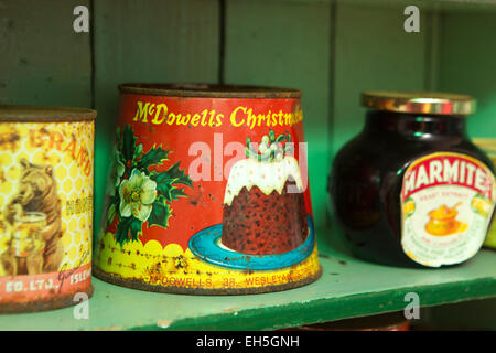 L'antarctique, Port Lockroy base britannique museum, cuisine, 1950 pudding de Noël étamé Banque D'Images