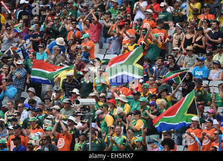 Auckland, Nouvelle-Zélande. 07Th Mar, 2015. Des fans de l'Afrique du Sud au cours de l'ICC Cricket World Cup 2015 match entre l'Afrique du Sud et le Pakistan à Eden Park, Auckland. Samedi 7 mars 2015. Credit : Action Plus Sport/Alamy Live News Banque D'Images