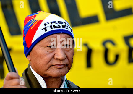 Londres, 7 mars. Marche de protestation de Downing Street à l'ambassade de Chine appelant à la Chine de cesser leur occupation de et les violations des droits humains au Tibet Crédit : PjrNews/Alamy Live News Banque D'Images