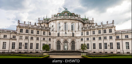 Stupinigi, Italie. Détail de la Palazzina di Stupinigi extérieur, résidence royale depuis 1946. Banque D'Images