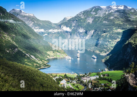 Vue panoramique fjord de Geiranger, Norvège Banque D'Images