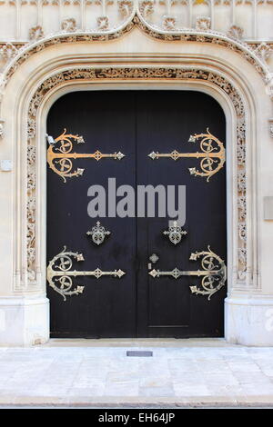 Porte gothique dans le centre-ville de Palma de Mallorca, Espagne Banque D'Images