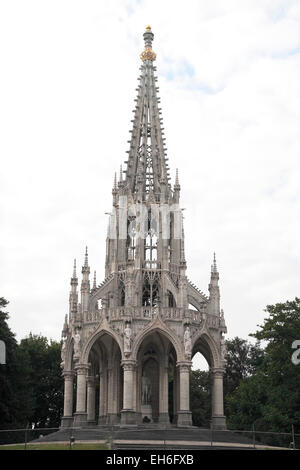 La très baroque Monument de Léopold I dans le parc de Laeken, parc de Laeken (Bruxelles, Belgique). Banque D'Images