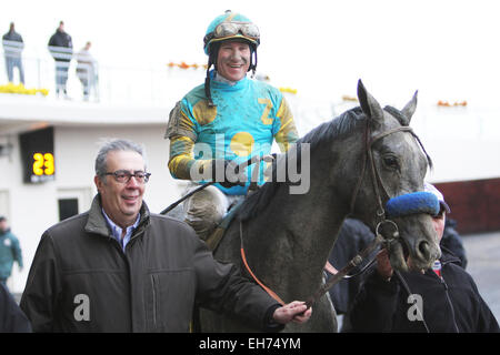 La Jamaïque, New York, USA. 7 mars, 2015. 7 mars 2015 : El Kabeir avec C.C. Lopez remporte la 63e marche de la classe III Gotham Stakes pour 3 ans, dépassant de 1 à 1/16 km hippodrome Aqueduct. Formateur : John Terranova. Propriétaire : Zayat d'équitation. Sue Kawczynski/ESW/CSM/Alamy Live News Banque D'Images