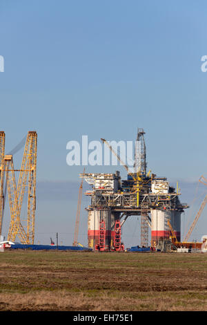 Construction de 'Big Foot' Chabot de la plate-forme de pétrole et de gaz en voie d'achèvement. Banque D'Images