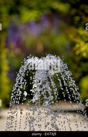 Fontaine au jardin d'Alnwick Banque D'Images