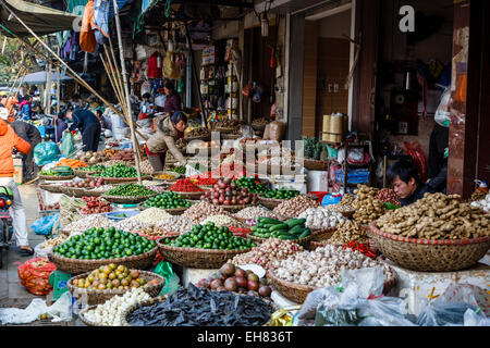 Marché dans la vieille ville, Hanoi, Vietnam, Indochine, Asie du Sud-Est, l'Asie Banque D'Images