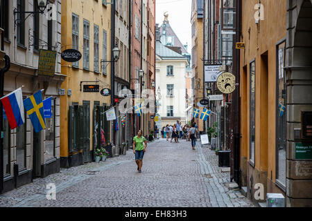Scène de rue à Gamla Stan, Stockholm, Suède, Scandinavie, Europe Banque D'Images