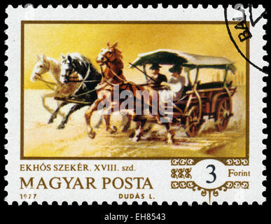 Hongrie - circa 1977 : timbres en la Hongrie présente des calèches, de la série Histoire de l'entraîneur hongrois, Banque D'Images