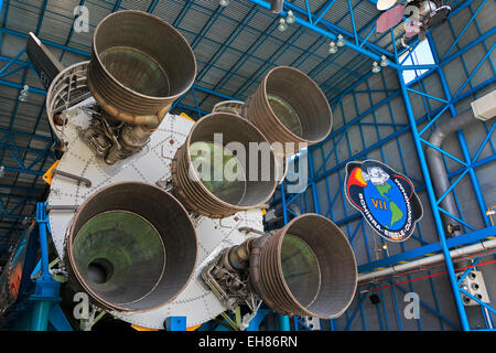 Brûleurs fusée Apollo sur le navire de l'espace sur l'écran au Centre spatial Kennedy, à Cap Canaveral, Floride, USA Banque D'Images