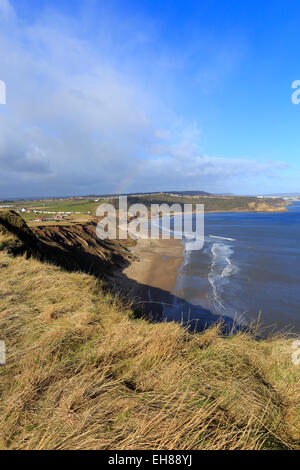 Cleveland Way, sentier national au-dessus de la baie Cayton, Scarborough, North Yorkshire, Angleterre, Royaume-Uni. Banque D'Images