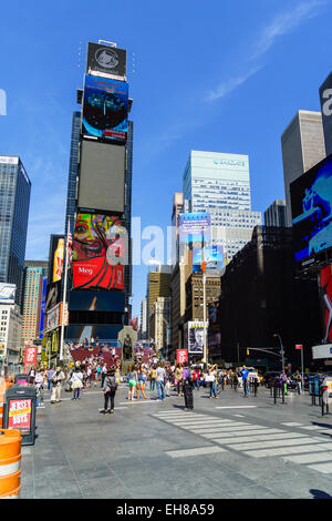 Times Square, Theatre District, Midtown, Manhattan, New York City, New York, États-Unis d'Amérique, Amérique du Nord Banque D'Images