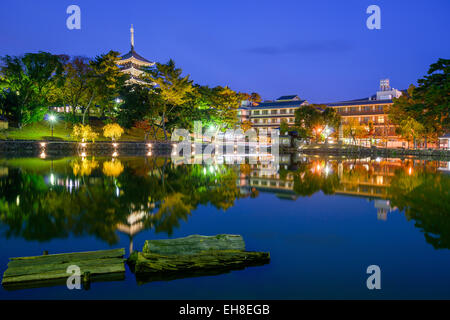 Nara, Japon, vieille ville d'horizon. Banque D'Images