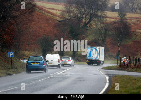 Libanus UK. Le lundi 09 mars 2015 sur la photo : l'A470 entre histoire Armes et Libanus près de Brecon, dans le sud du Pays de Galles. Re : l'assistance est accordée aux élèves de l'école Vallée de Glamorgan et un collège de Cardiff après trois adolescents ont été impliqués dans un accident mortel en Powys. Alesha O'Connor, son petit ami Rhodri Miller et Corey Price, les 17 et de Barry, est décédé dans la collision près de Histoire Armoiries, Brecon, tard le vendredi. Margaret Elizabeth Challis, 66, de Pontypridd, a également été tué. Trois autres sont à l'hôpital - l'un est dans un état critique mais stable. Les autres sont décrits comme étant stable. © Banque D'Images