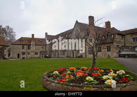 Communauté carmélitaine à Aylesford Priory dans le Kent Banque D'Images