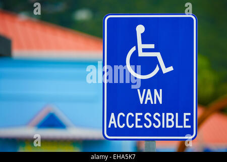 Van Accessible Sign Banque D'Images