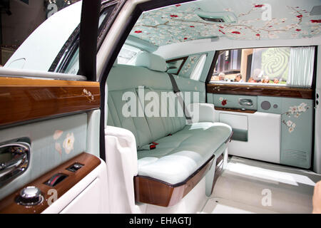 Rolls Royce Phantom la sérénité à l'intérieur de l'auto de Genève 2015 Banque D'Images