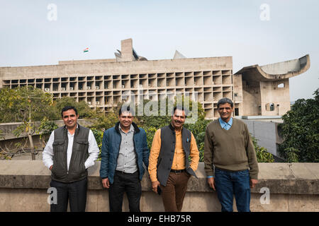 La Vidhan Sabha ou assemblée législative conçue par Le Corbusier à Chandigarh, Inde Banque D'Images