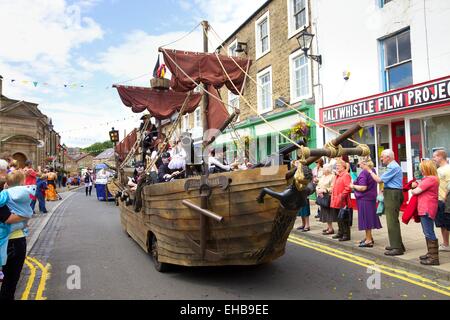 Bateau de Pirate Float, Brampton Brampton, Carnaval, Northumberland, Angleterre. Banque D'Images