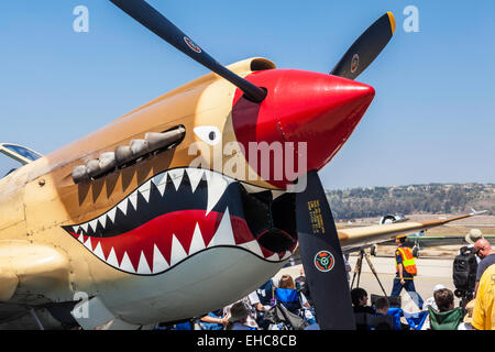 Un Curtiss P-40 Warhawk au 2011 Spectacle aérien Wings Over Camarillo de Camarillo en Californie Banque D'Images