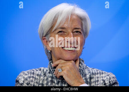 Berlin, Allemagne. Mar 11, 2015. Le Fonds monétaire international (FMI), Christine Lagarde, le directeur assiste à une conférence de presse conjointe après une réunion à la chancellerie à Berlin, Allemagne, le 11 mars 2015. Credit : Zhang Fan/Xinhua/Alamy Live News Banque D'Images