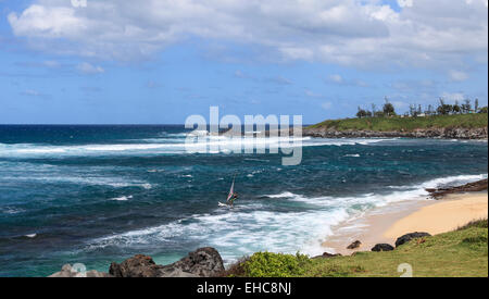 Planche à voile et de surf à Maui sur Hookipa Beach Banque D'Images