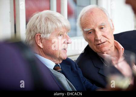 Stanley Johnson et Peter Neige au déjeuner littéraire Oldie 10/03/15 Banque D'Images