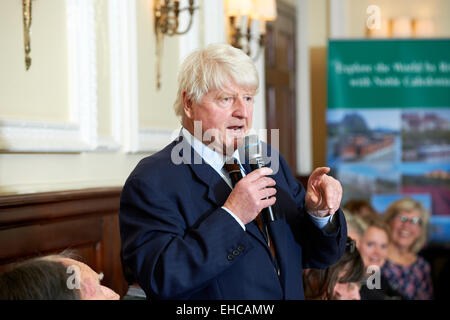 Stanley Johnson au déjeuner littéraire Oldie 10/03/15 Banque D'Images