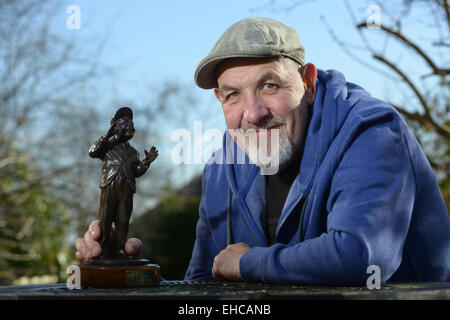 Barnsley, au Royaume-Uni. 11 mars 2015. Sculpteur sur Barnsley Graham Ibbeson. Photo : Scott Bairstow/Alamy Banque D'Images