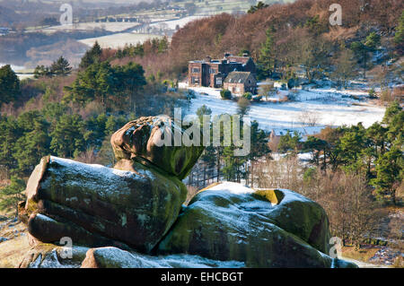 Roaches Hall de Ramshaw Rocks en hiver, parc national de Peak District, Staffordshire, England, UK Banque D'Images