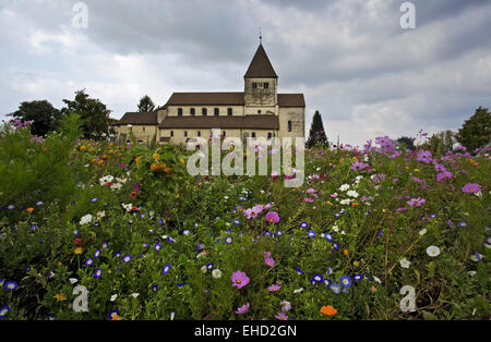 Jardin du monastère Banque D'Images