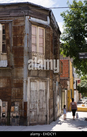 L'ARGENTINE, Buenos Aires, La Boca, Buenos Aires, maison fabriqué à partir de la tôle ondulée Banque D'Images