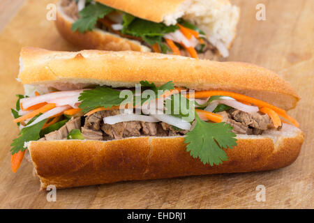 Banh mi sandwich porc vietnamien Banque D'Images