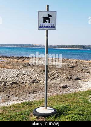 Dog Beach sign, Chiens admis sur la plage Banque D'Images