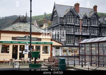 La station du sud Restaurant Embankment, Dartmouth TQ6 9BH Banque D'Images